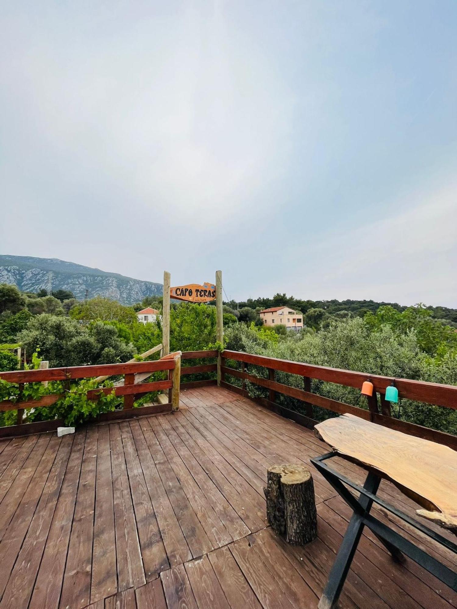 Tiny House Framed By Nature Near Sea In Karaburun Esmirna Exterior foto